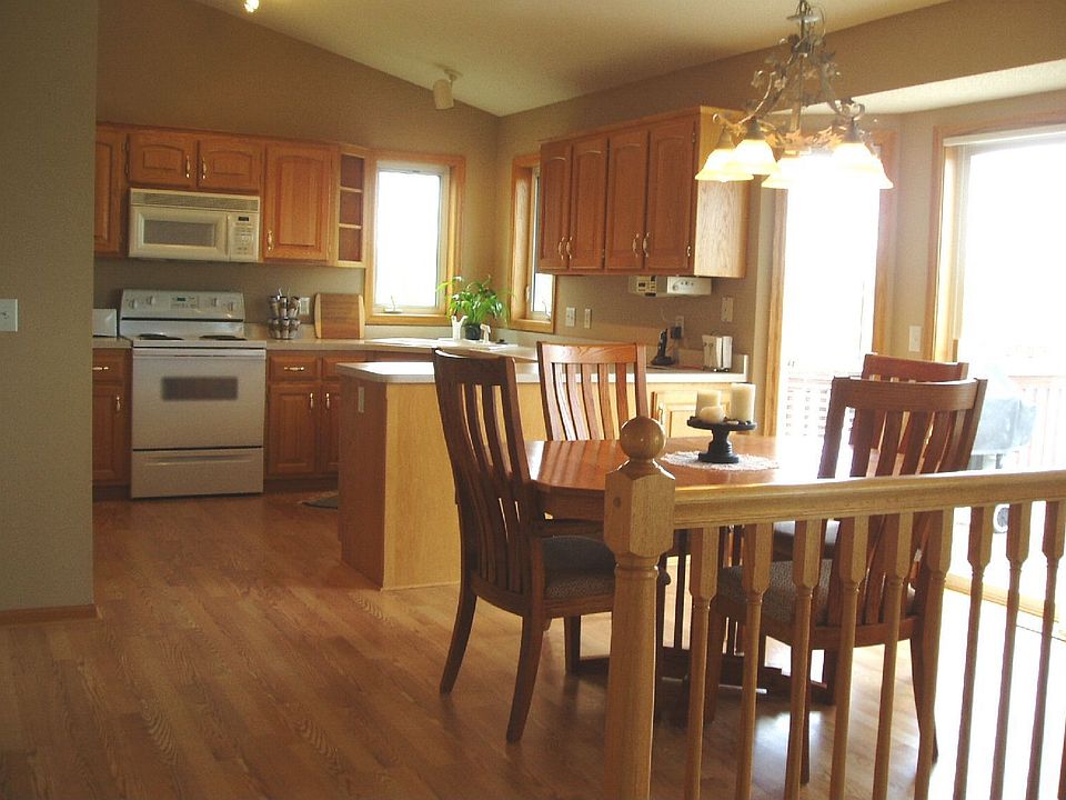 Dinning & Kitchen