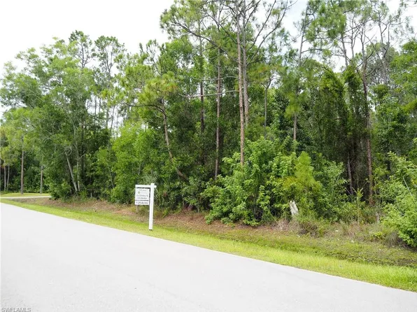 24310 Golden Eagle LN, BONITA SPRINGS, FL 34135