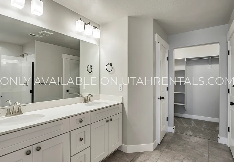 1736 N 3720 W — Photo 10