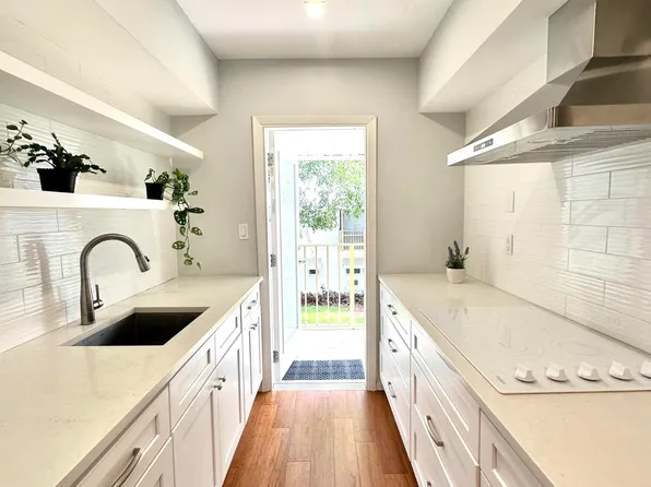 11 SW 4th Avenue #8, Boca Raton, FL 33432