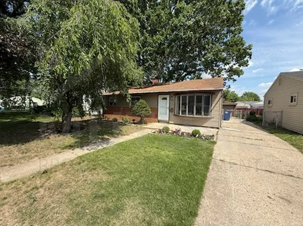 34856 Fairchild St, Westland, MI 48186