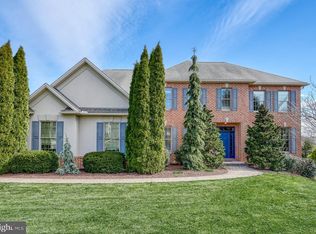 820 Crooked Stick Dr, Mechanicsburg, PA 17050