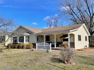 507 S Mount Carmel Rd, Frontenac, KS 66763