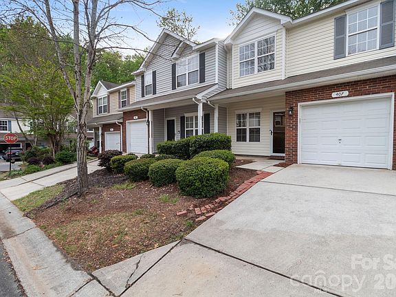 3rd image of 407 Delta Dr