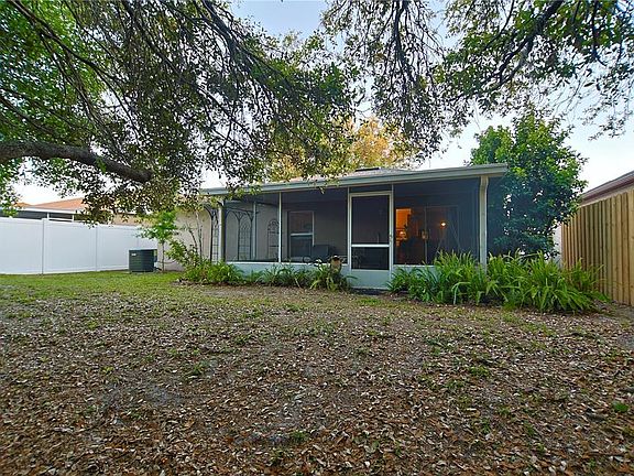 3rd image of 24809 Ravello St