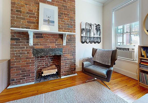 2nd image of 105 Sullivan St APT 5B