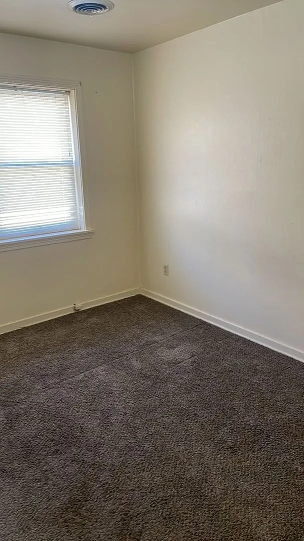 Washington Apartments — Photo 4