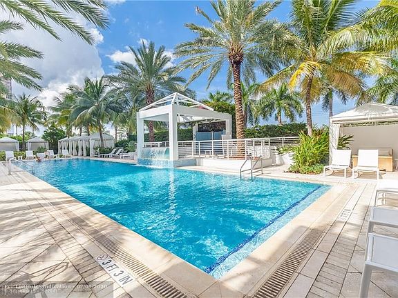 4th image of 2821 Ocean Blvd #904S