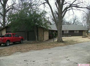 520 Cherry Point Ln, Pryor, OK 74361