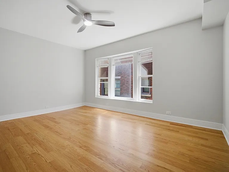 921 W Wilson Ave #3W — Photo 12