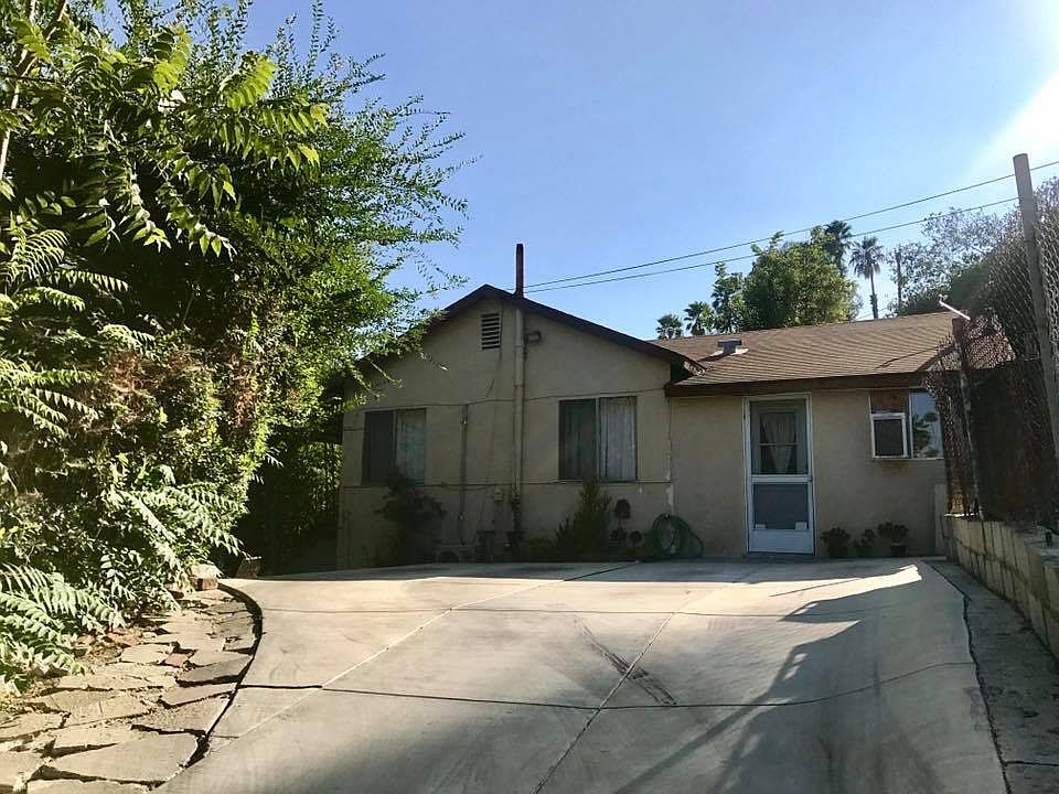 1st image of 3305 Pueblo Ave