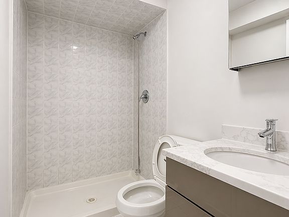 2nd image of 208 Hillside Ave Floor 1