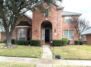 104 Midcrest Dr, Irving, TX 75063