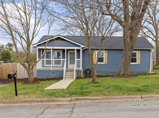 1400 Cypress St, Greensboro, NC 27405