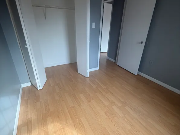 35 Fairview Avenue image 12 of 13