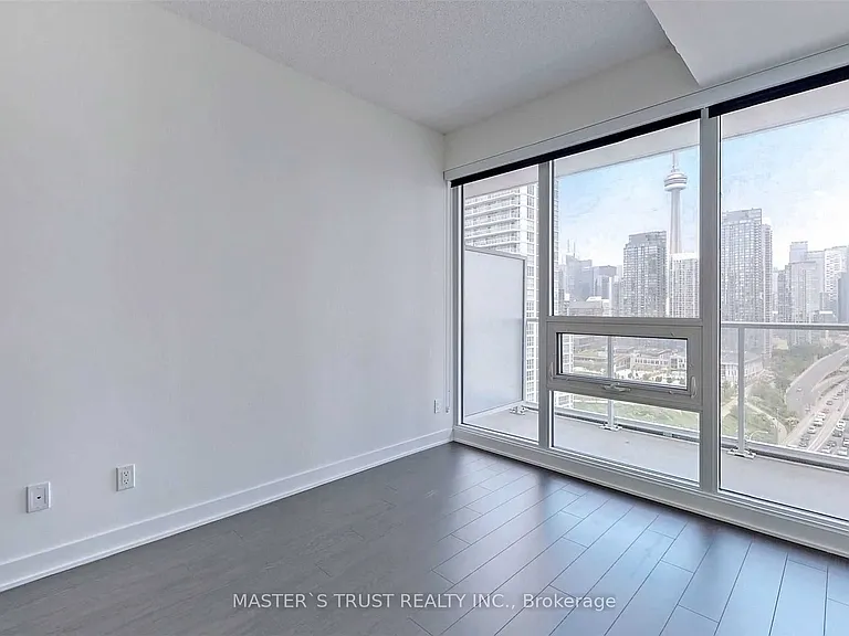 17 Bathurst St #2611 — Photo 12
