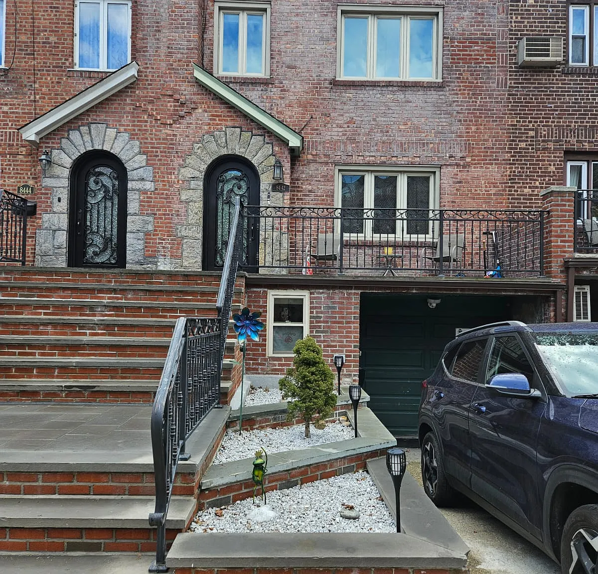 8442 62nd Dr — Photo 1
