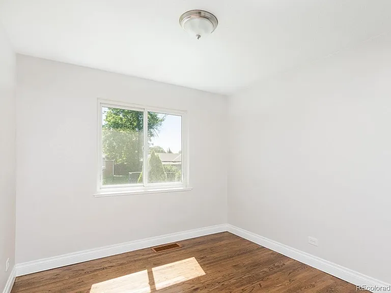 2895 Eudora St — Photo 10