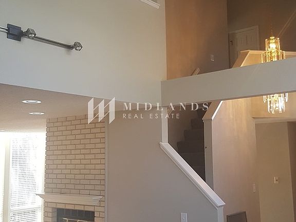 3rd image of 2312 S 105th St