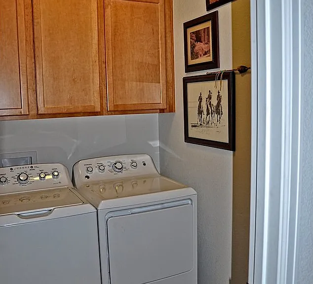 1584 Sorenson Dr — Photo 15