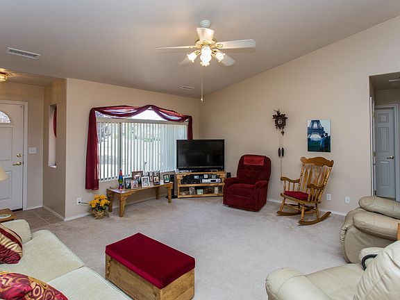 3rd image of 9639 E Glencove Cir
