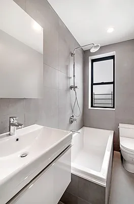 Rented by Akelius Real Estate Management | media 38