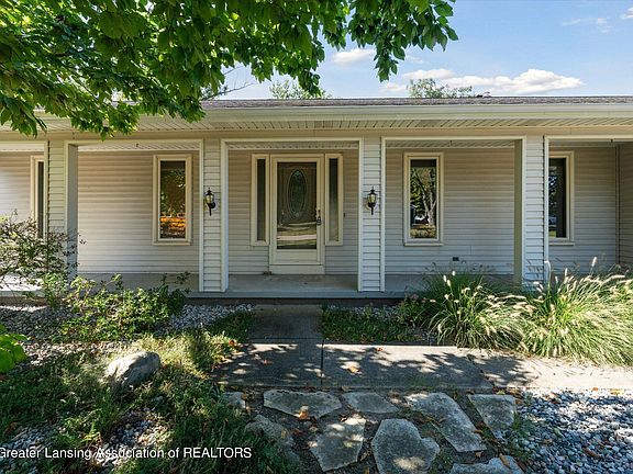 4th image of 11409 Stoney Brook Dr