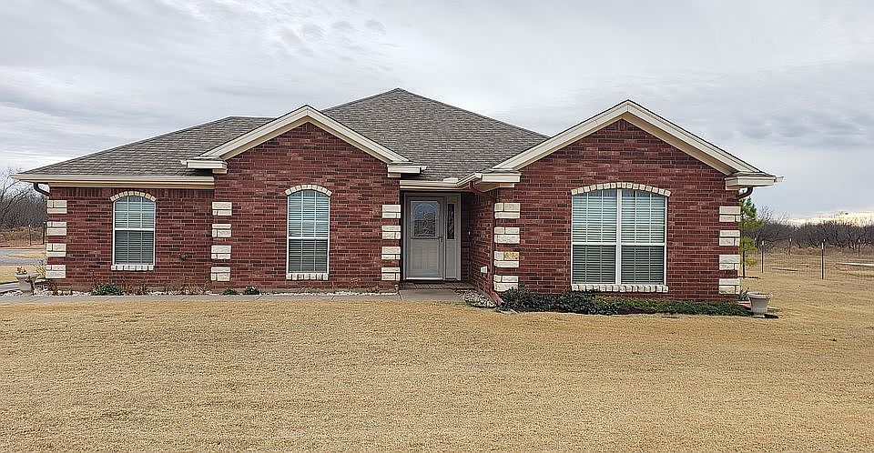 1st image of 120 E Eagle Dr