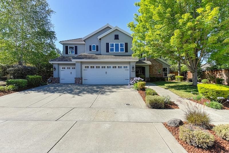 1st image of 132 Valleywood Way