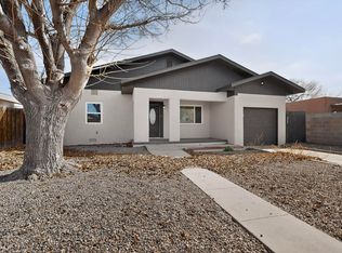 5316 10th Ct NW, Albuquerque, NM 87107