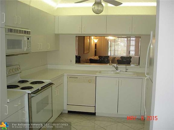 4th image of 10155 NW 24th Pl APT 304
