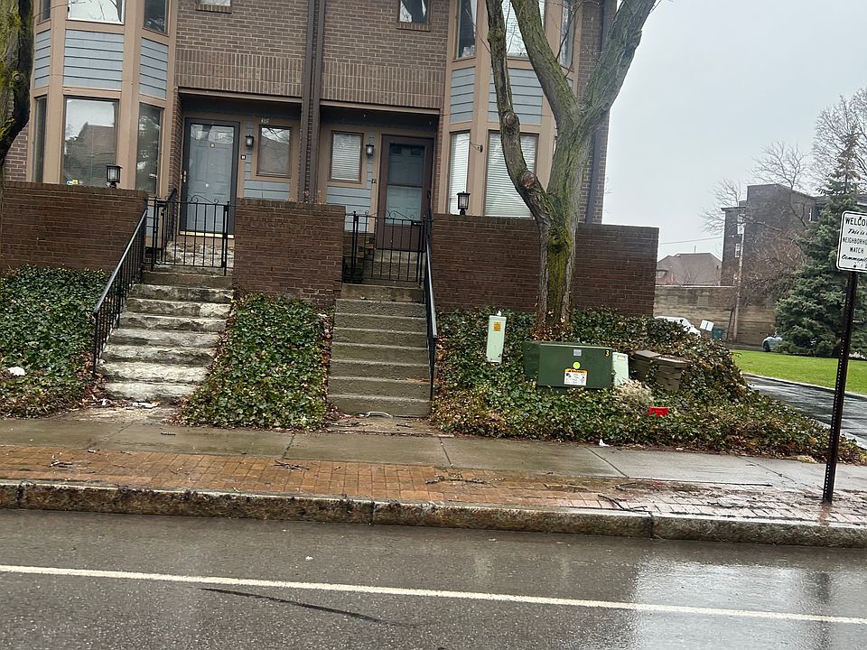 1st image of 395 Alexander St APT 12