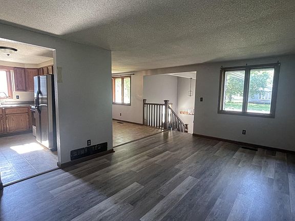 2nd image of 741 Greenwood Ave