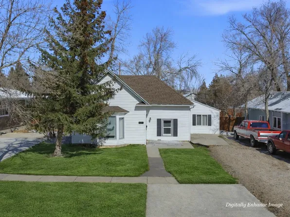 1431 Alger Ave, Cody, WY 82414