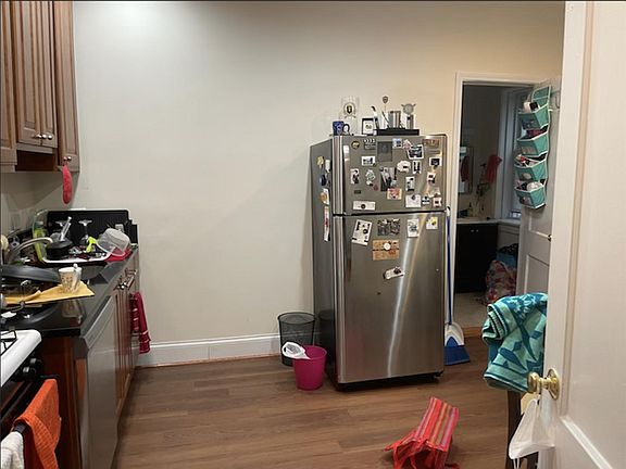 5th image of 1514 W Bryn Mawr Ave #2