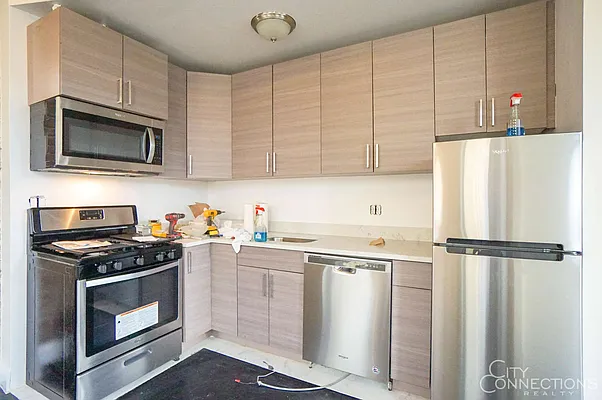 Rented by City Connections Realty | media 13