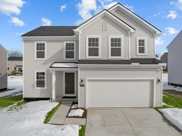 261 Saddleback, White Lake, MI 48386