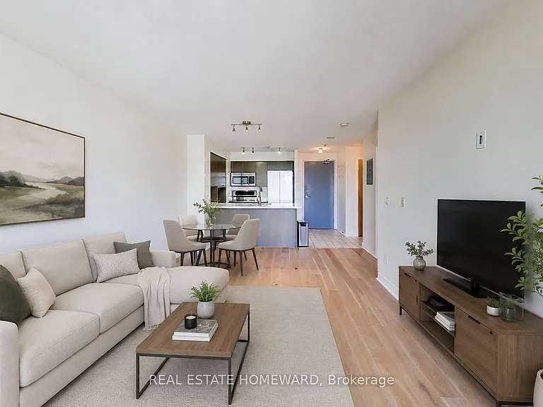255 Richmond St E #Penthouse 10 — Photo 2