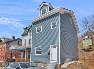 1306 Stranmore St, Pittsburgh, PA 15212