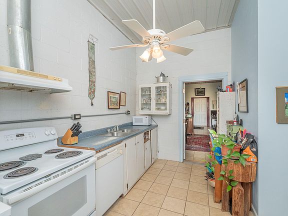 5th image of 252 Moseley Rd