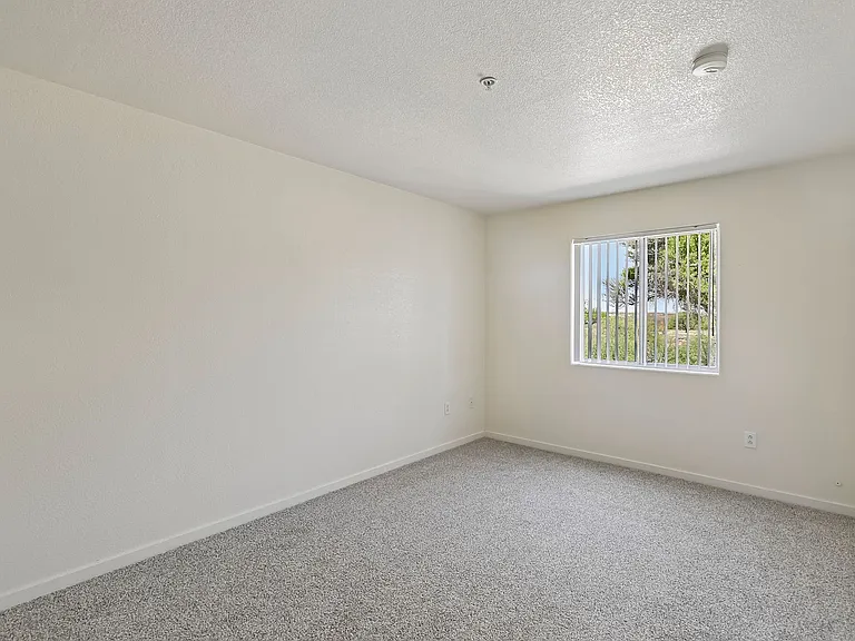 85-web-or-mls-unit D129-023