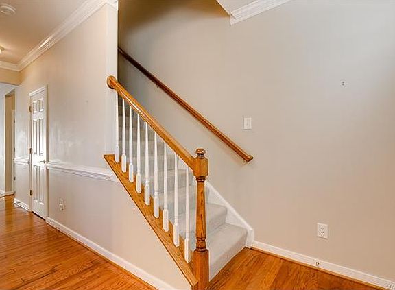 4th image of 5900 Gate House Dr #5900