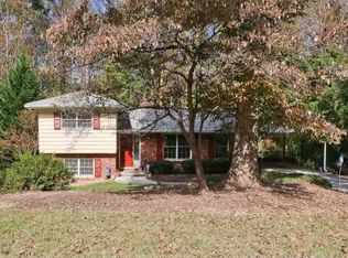 6540 Wright Cir, Sandy Springs, GA 30328