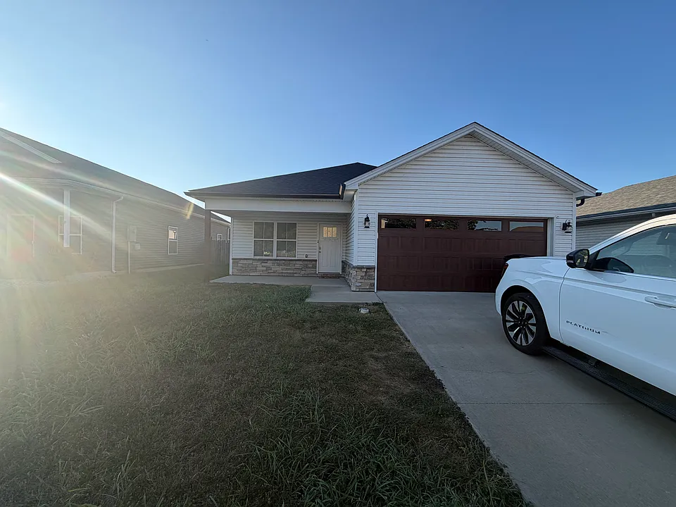 2013 Aster Dr