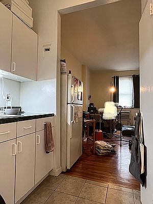 3rd image of 408 E 78th St APT 4D