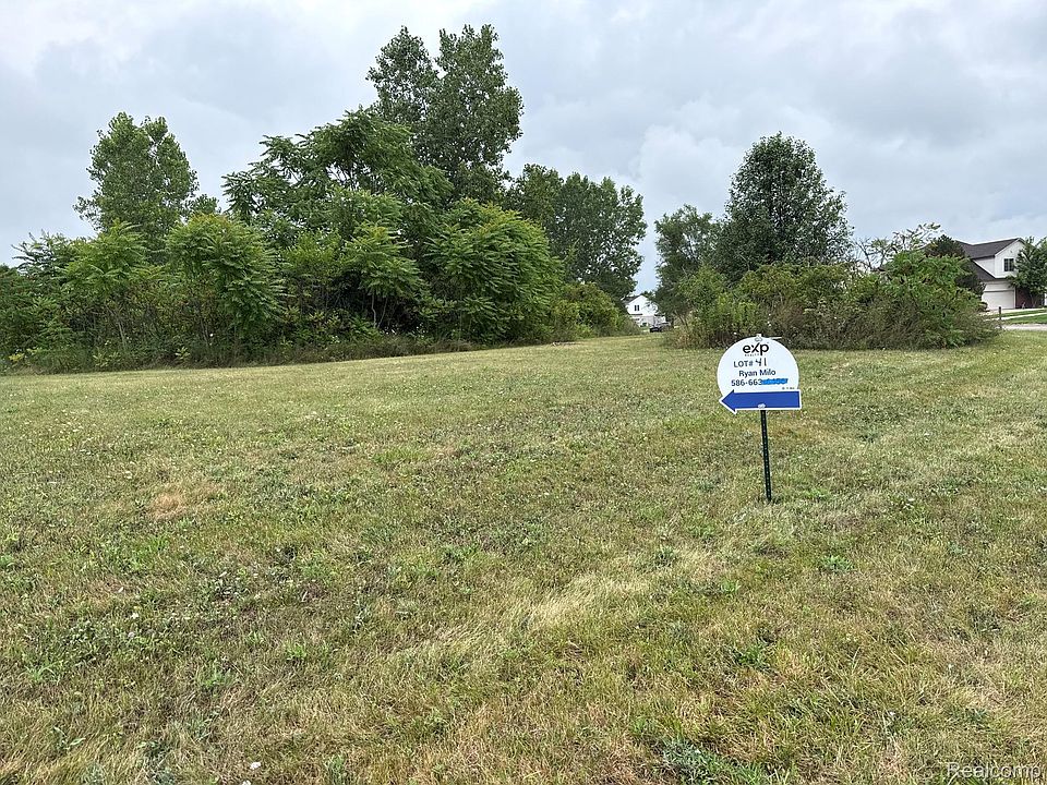 2nd image of 10259 Sherman Cir