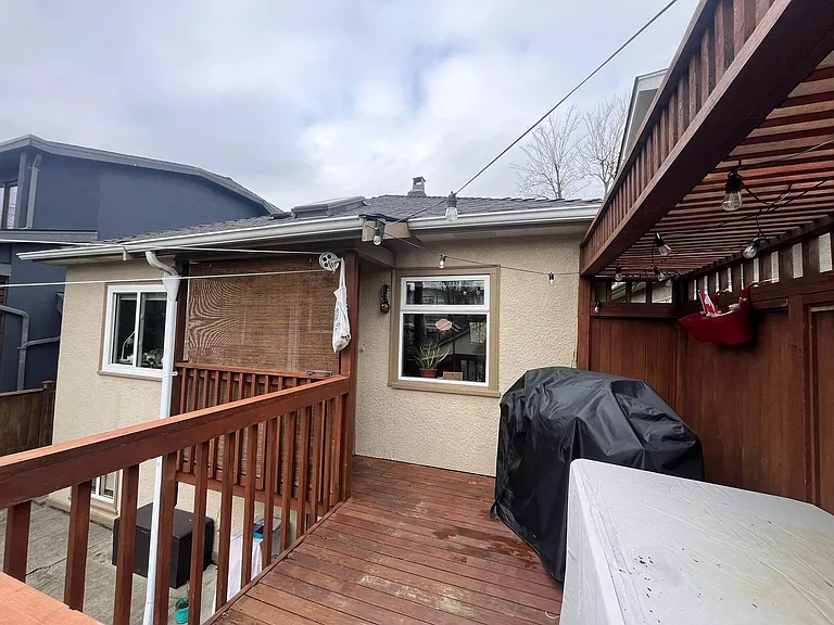 128 W 20th Ave — Photo 17