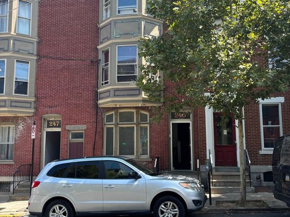 245 N 9th St APT 1