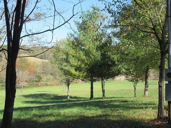 2nd image of 1460 Old State Route 34