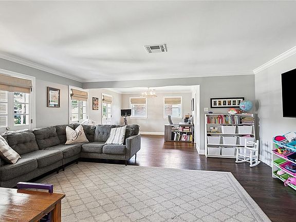 4th image of 3719 Metairie Ct